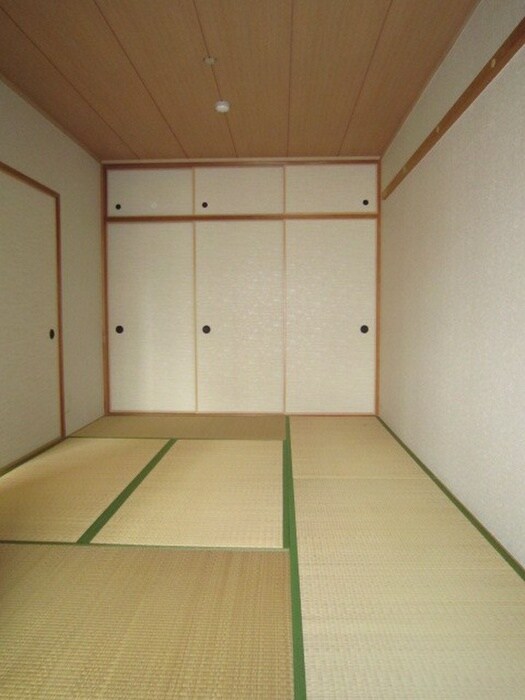 物件内観写真14　(居室)