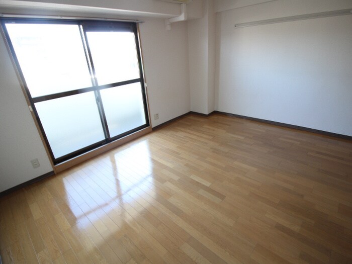 物件内観写真15　(居室)