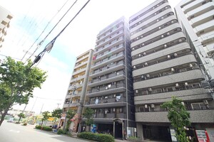 ディザイア新大阪外観写真