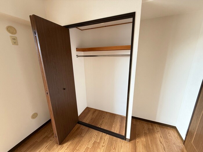 物件内観写真13　(収納)