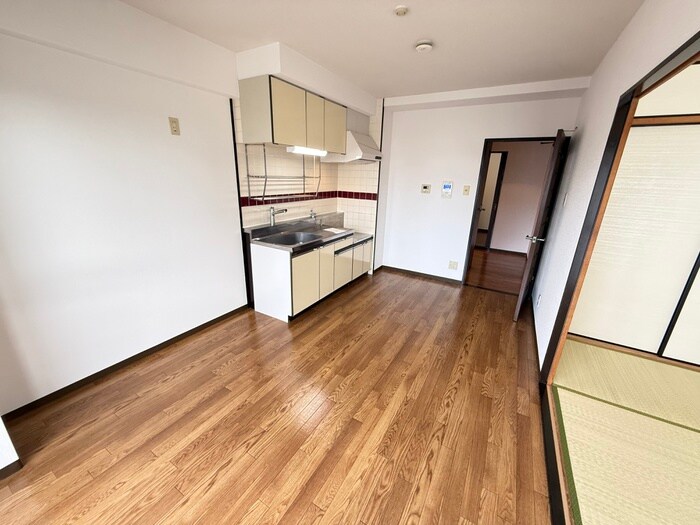 物件内観写真16　(居室)