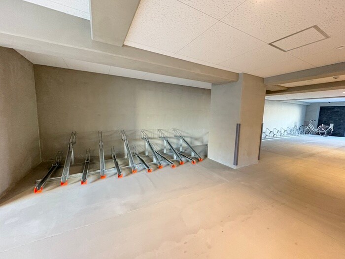 物件外観写真4　(駐輪場)