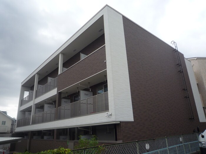 物件外観写真3　(外観写真)