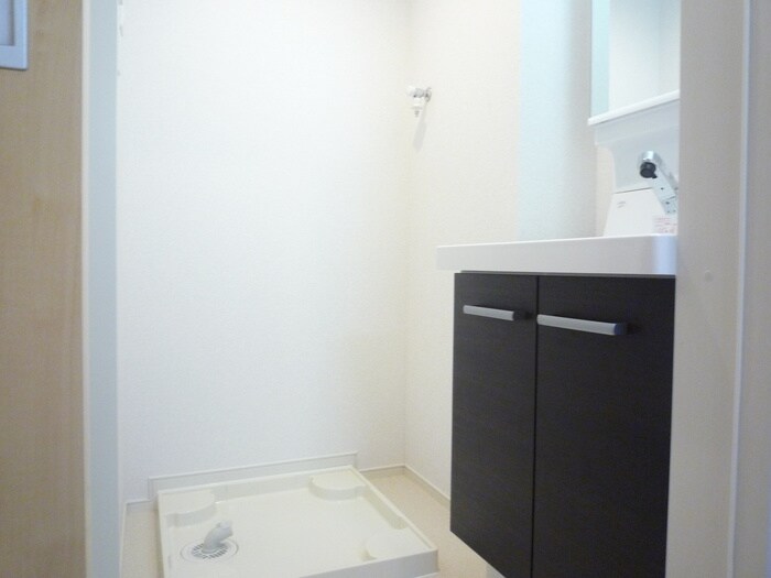 物件内観写真21　(洗濯機置場)