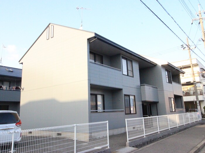 物件外観写真1　(外観写真)