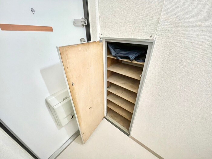 物件内観写真16　(靴箱)
