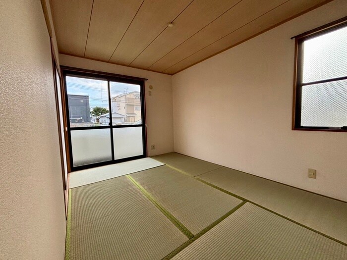 物件内観写真10　(居室)