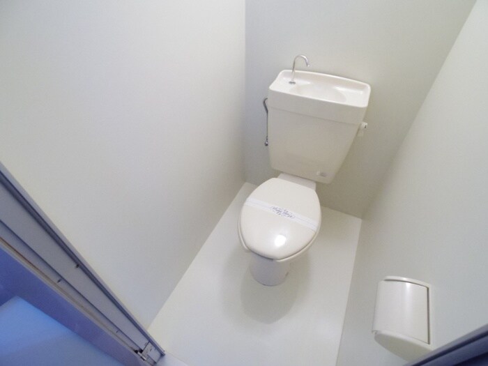 物件内観写真16　(トイレ)