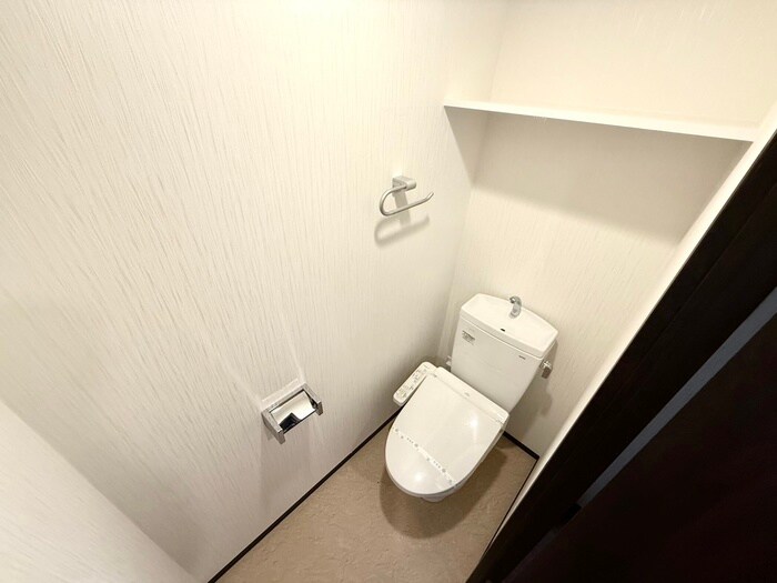 物件内観写真9　(トイレ)