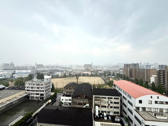 物件内観写真16　(室内からの展望)