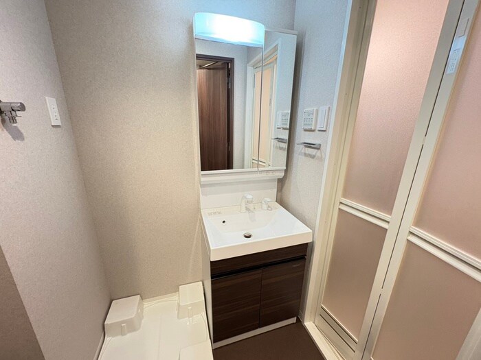 物件内観写真11　(洗面)