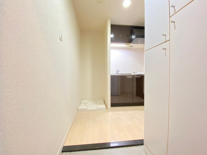 物件内観写真9　(廊下)