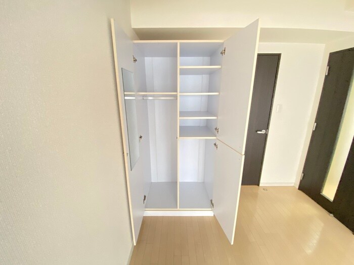 物件内観写真16　(収納)