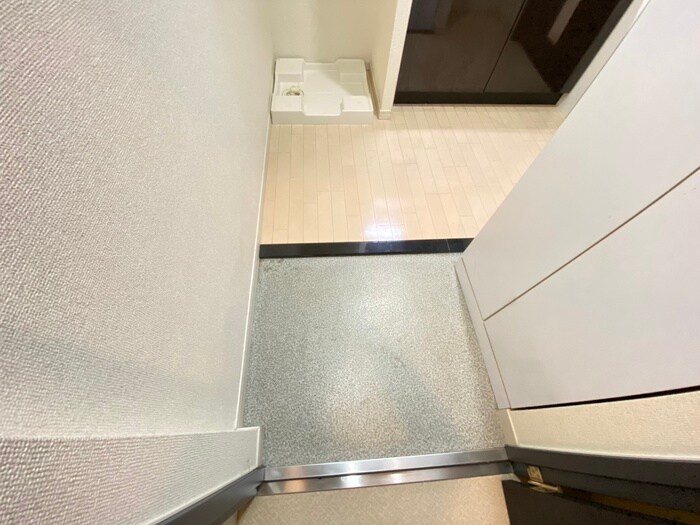 物件内観写真20　(玄関)