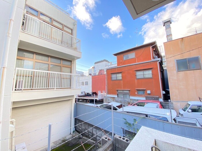 物件内観写真22　(室内からの展望)