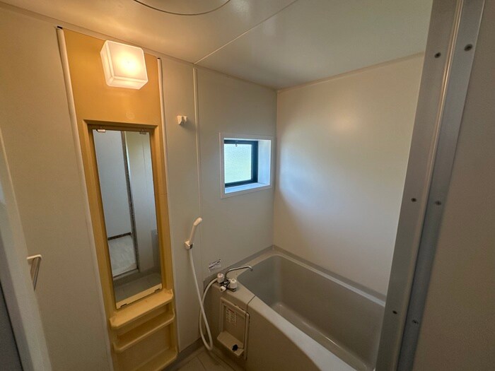 物件内観写真8　(バス／シャワールーム等)