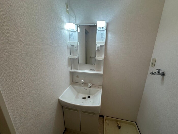 物件内観写真9　(洗面)