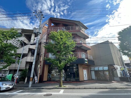 ファイン苦楽園外観写真