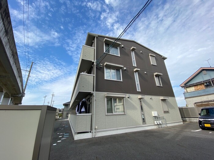 物件外観写真6　(外観写真)