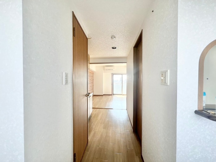 ウイングなかもずの廊下