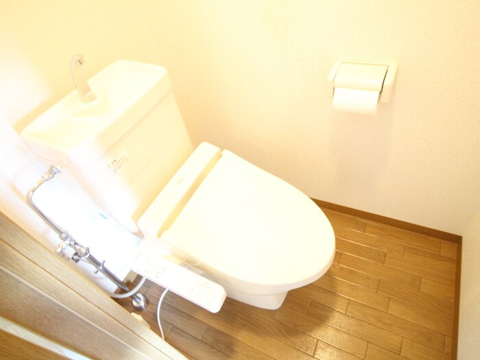 物件内観写真16　(トイレ)