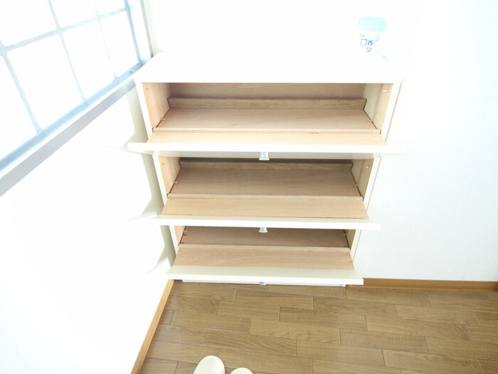 物件内観写真17　(靴箱)