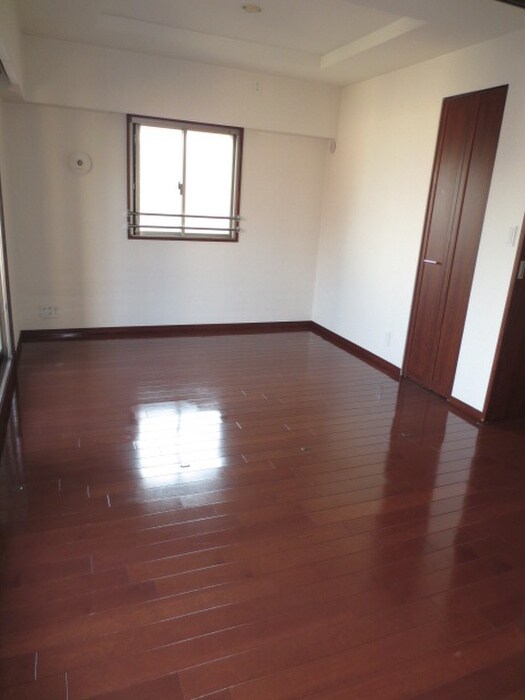 物件内観写真10　(居室)