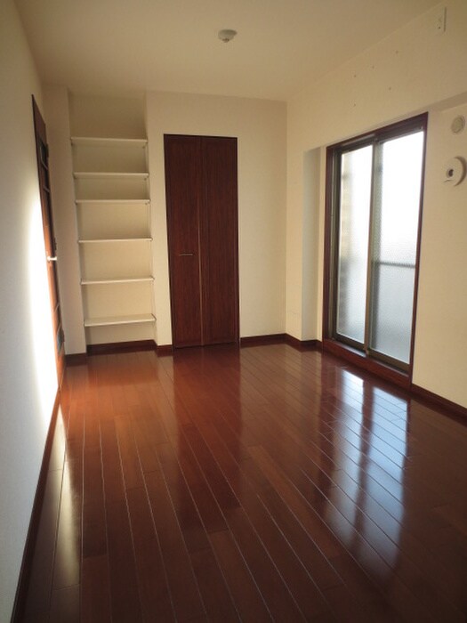 物件内観写真12　(居室)