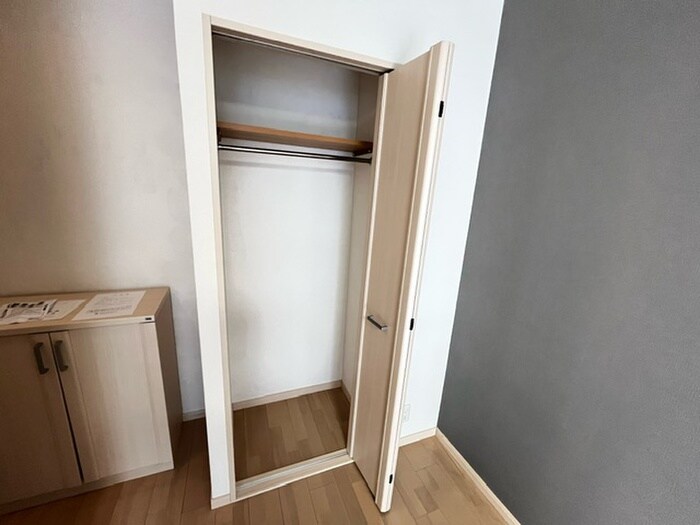 物件内観写真11　(収納)