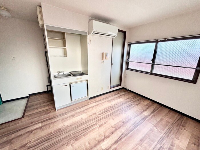 物件内観写真8　(居室)