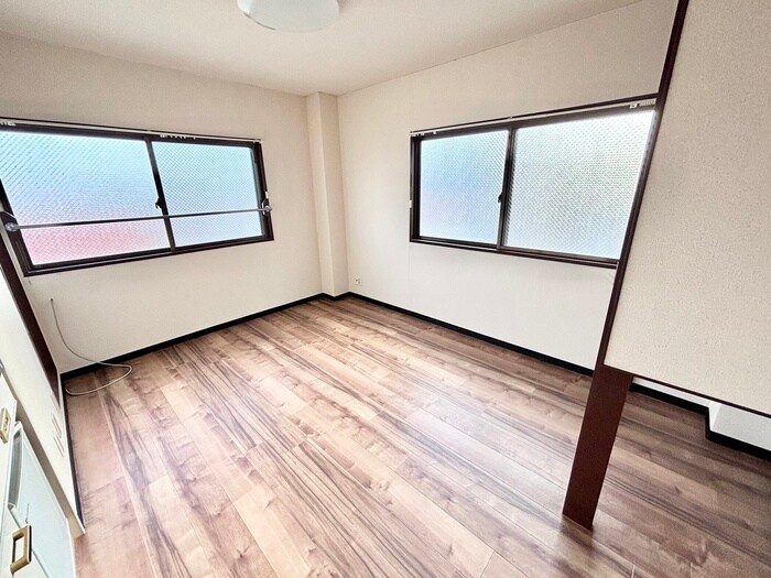 物件内観写真11　(居室)