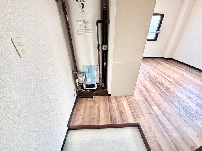 物件内観写真17　(玄関)