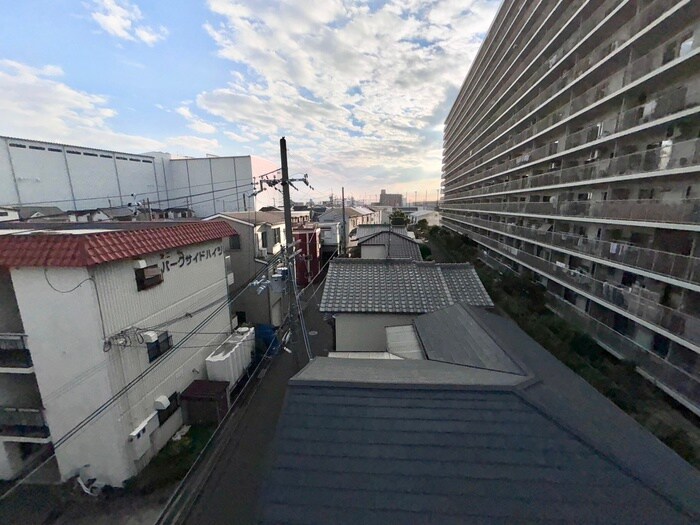 物件内観写真22　(室内からの展望)