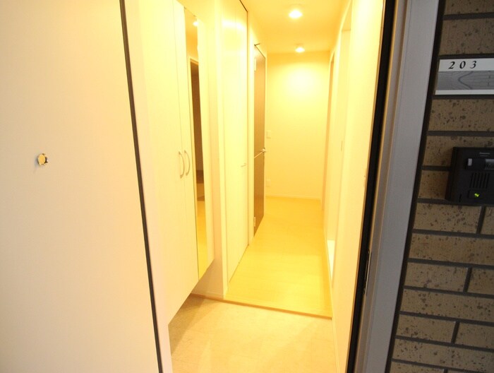 物件内観写真20　(廊下)