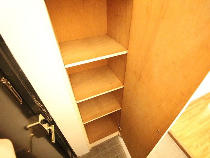 物件内観写真17　(靴箱)