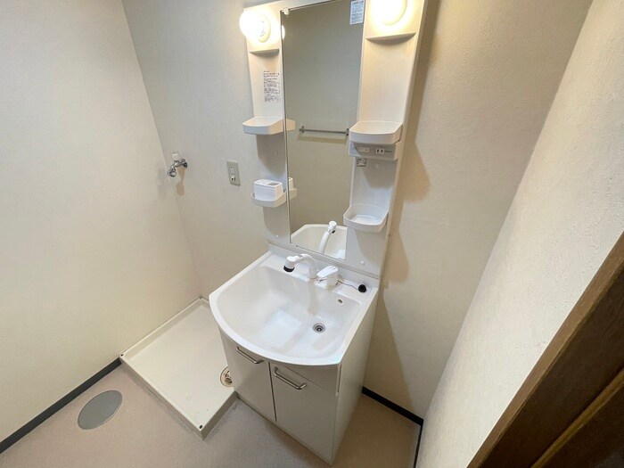 物件内観写真12　(洗面)