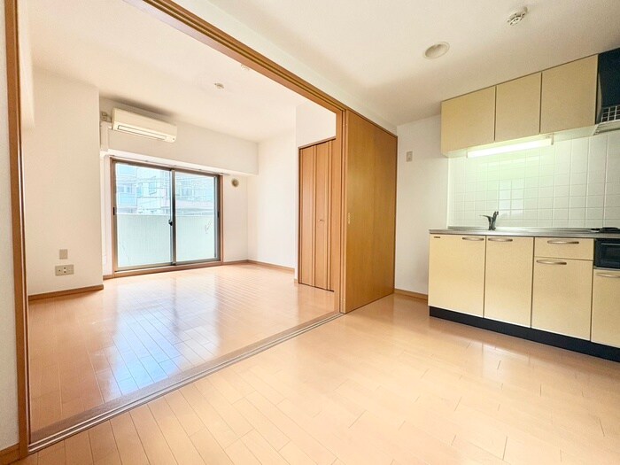 物件内観写真7　(居室)