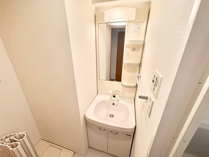 物件内観写真12　(洗面)