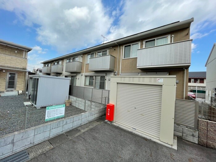 物件外観写真5　(外観写真)