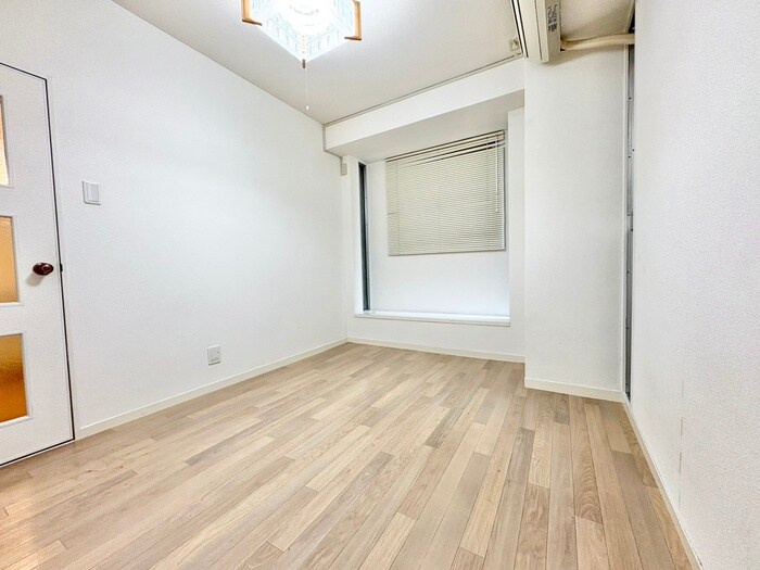 物件内観写真17　(居室)