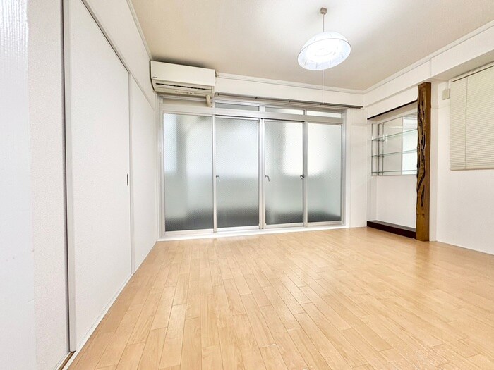 物件内観写真19　(居室)