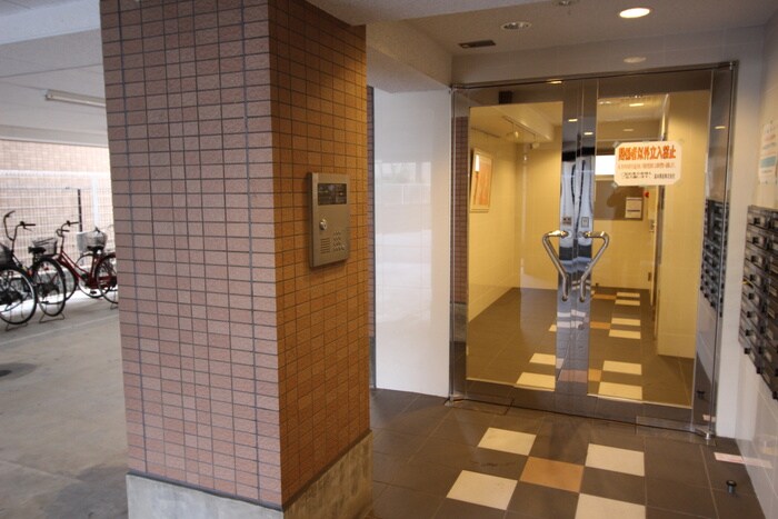 物件外観写真4　(建物設備)