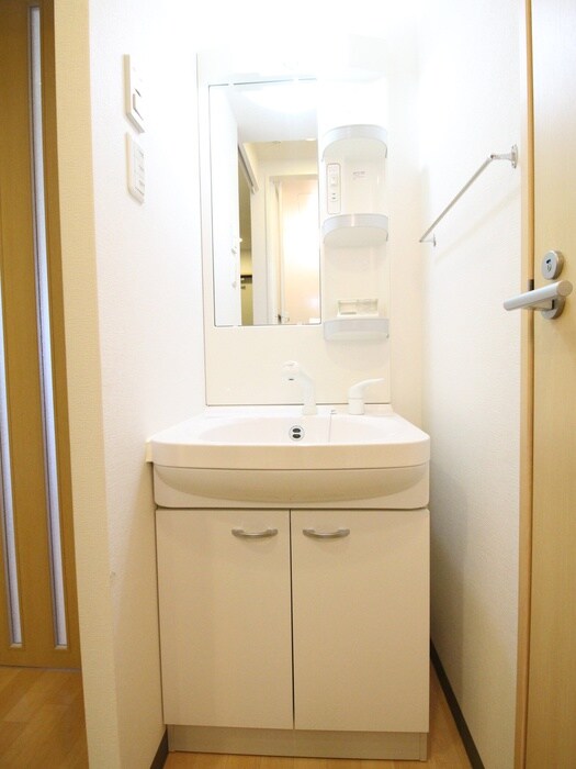 物件内観写真11　(洗面)