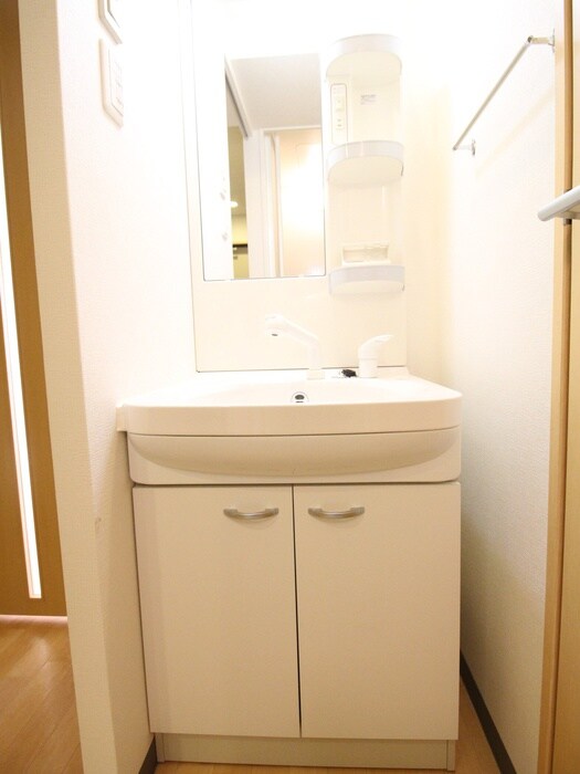 物件内観写真12　(洗面)