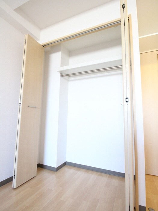 物件内観写真15　(収納)