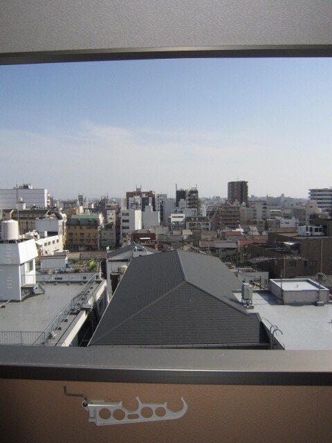 物件内観写真16　(室内からの展望)