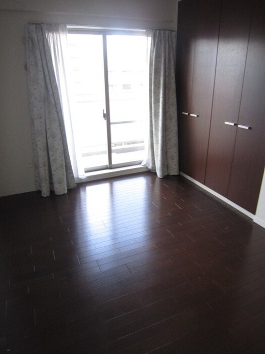 物件内観写真6　(居室)