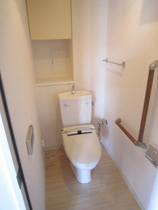 物件内観写真12　(トイレ)