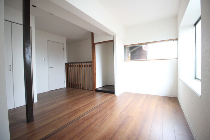 物件内観写真10　(居室)