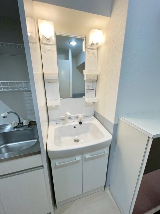 物件内観写真12　(洗面)